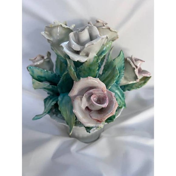 Hand painted, glazed Ceramic Flower Arrangement - Picture 3 of 10